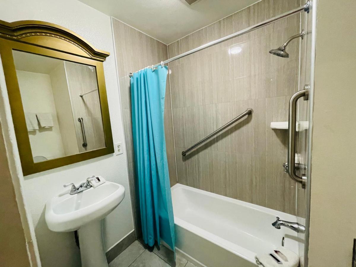 Casa Blanca Inn&Suites Whittier Eksteriør bilde