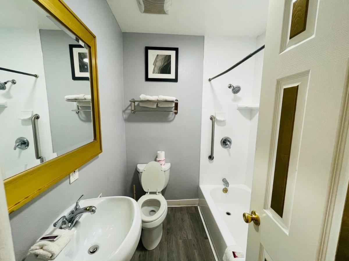 Casa Blanca Inn&Suites Whittier Eksteriør bilde