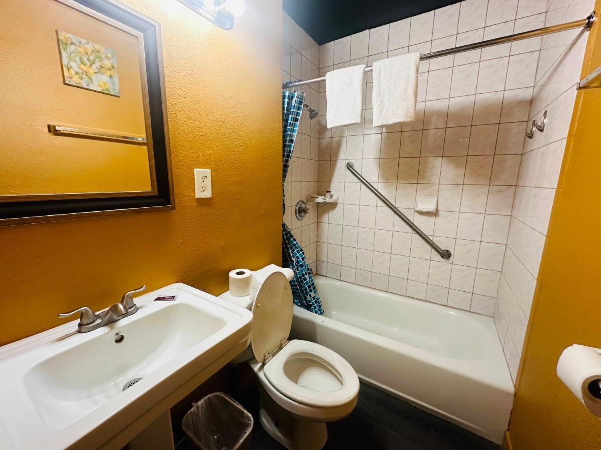 Casa Blanca Inn&Suites Whittier Eksteriør bilde